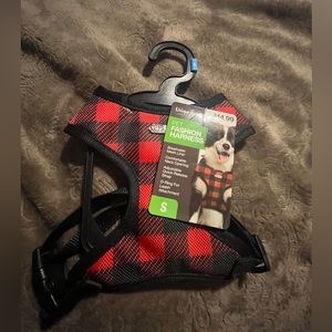 Dog Pet Fashion Harness ( Size Small ) .D-Ring For Leash Attachment. New